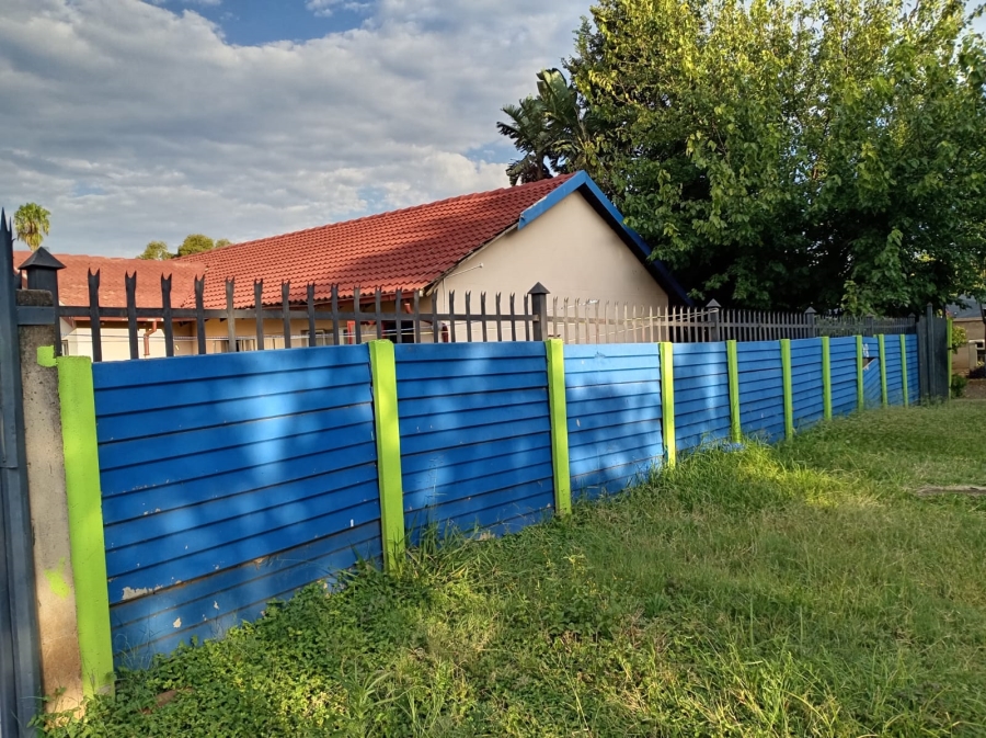 4 Bedroom Property for Sale in Pretoria North Gauteng