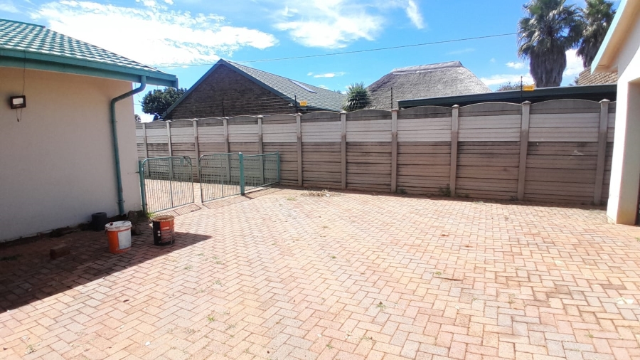 4 Bedroom Property for Sale in Welverdiend Gauteng