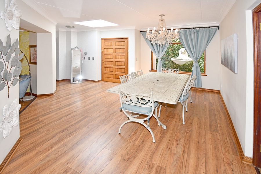 3 Bedroom Property for Sale in Beverley Gauteng