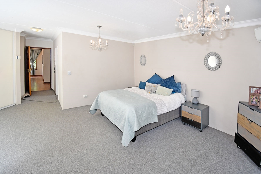 3 Bedroom Property for Sale in Beverley Gauteng