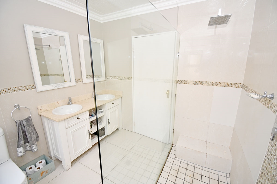 3 Bedroom Property for Sale in Beverley Gauteng