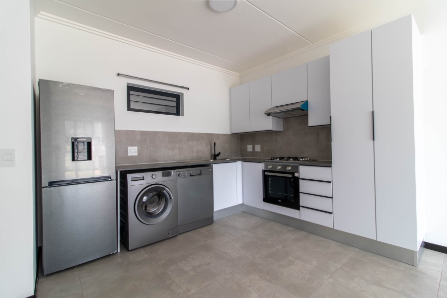 1 Bedroom Property for Sale in Chartwell Gauteng