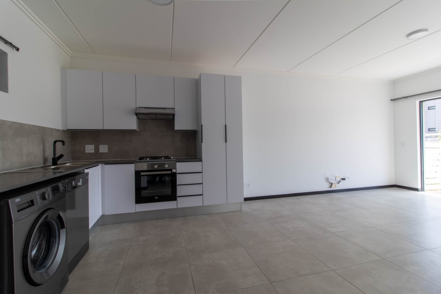 1 Bedroom Property for Sale in Chartwell Gauteng