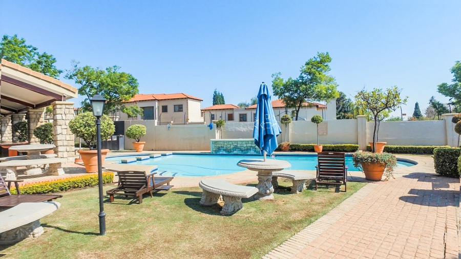 To Let 1 Bedroom Property for Rent in Morningside Gauteng