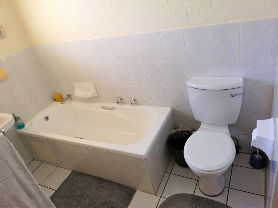 3 Bedroom Property for Sale in Ardenwold SH Gauteng