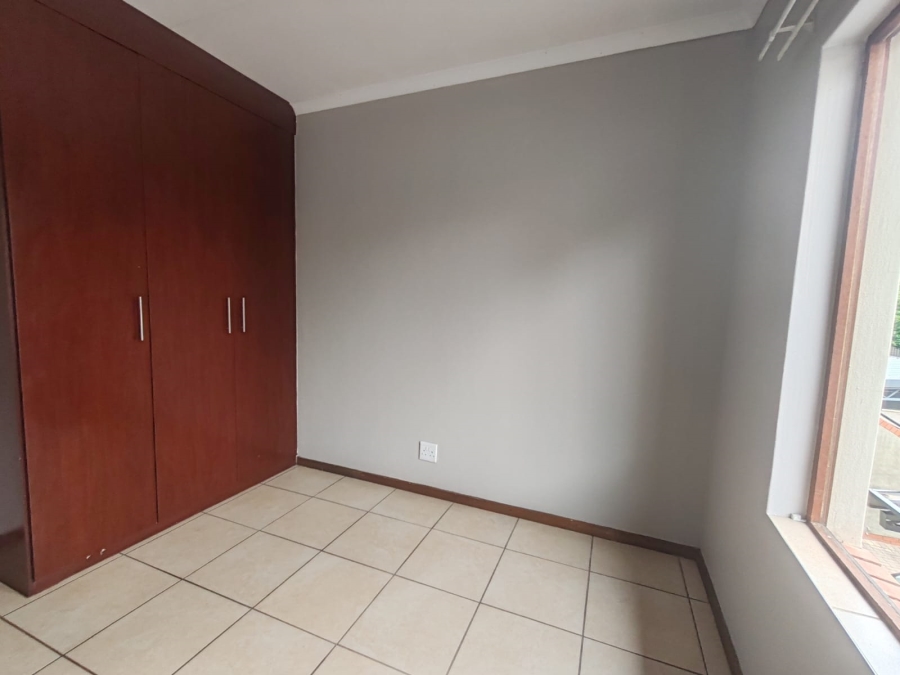 2 Bedroom Property for Sale in Kenleaf Gauteng