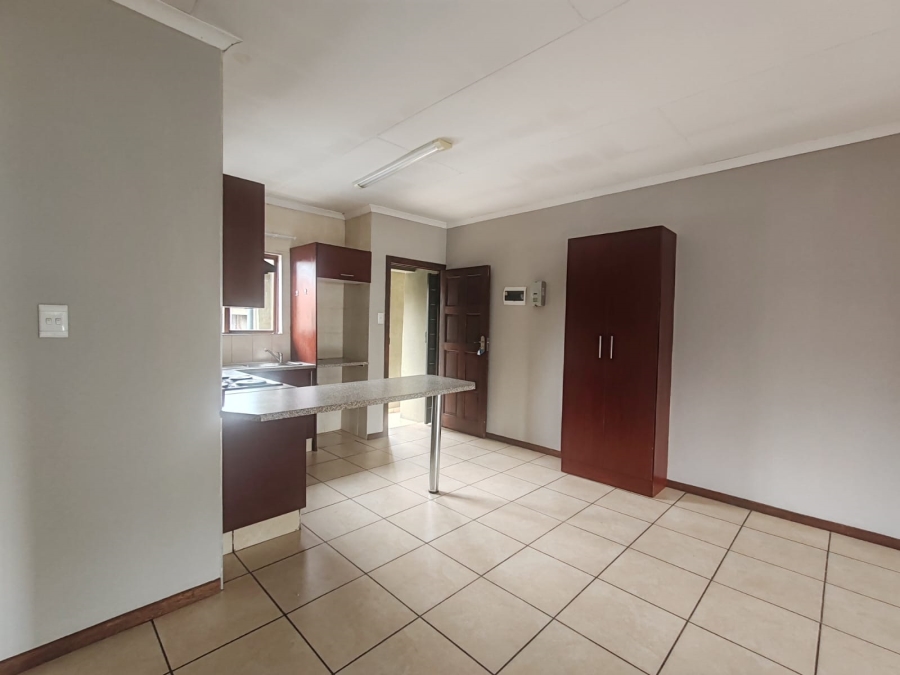 2 Bedroom Property for Sale in Kenleaf Gauteng