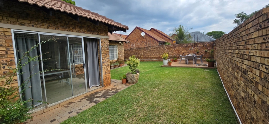 2 Bedroom Property for Sale in Montana Gauteng