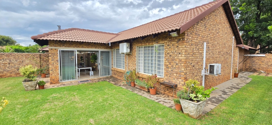 2 Bedroom Property for Sale in Montana Gauteng
