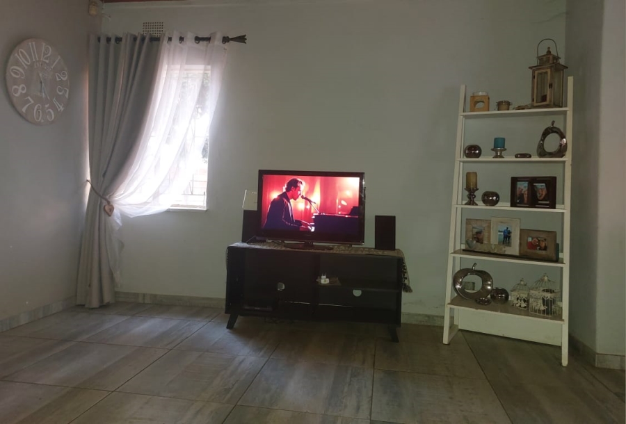 To Let 3 Bedroom Property for Rent in Dal Fouche Gauteng