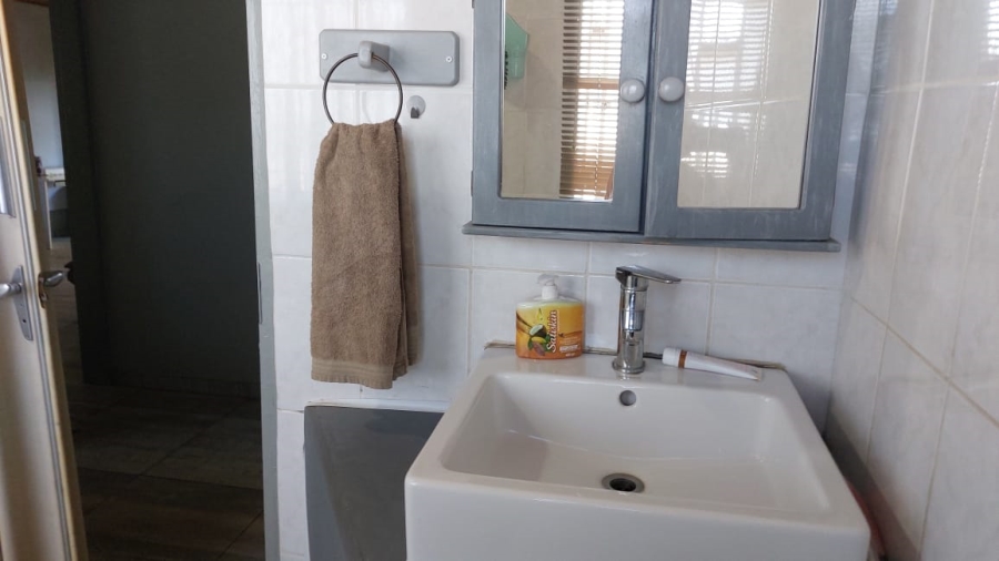 To Let 3 Bedroom Property for Rent in Dal Fouche Gauteng