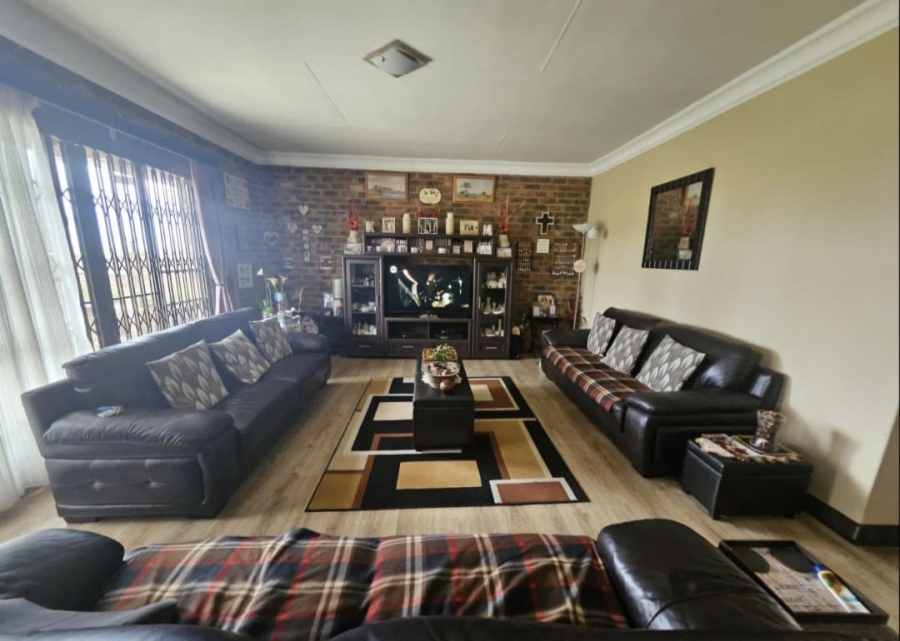 2 Bedroom Property for Sale in Riversdale Gauteng