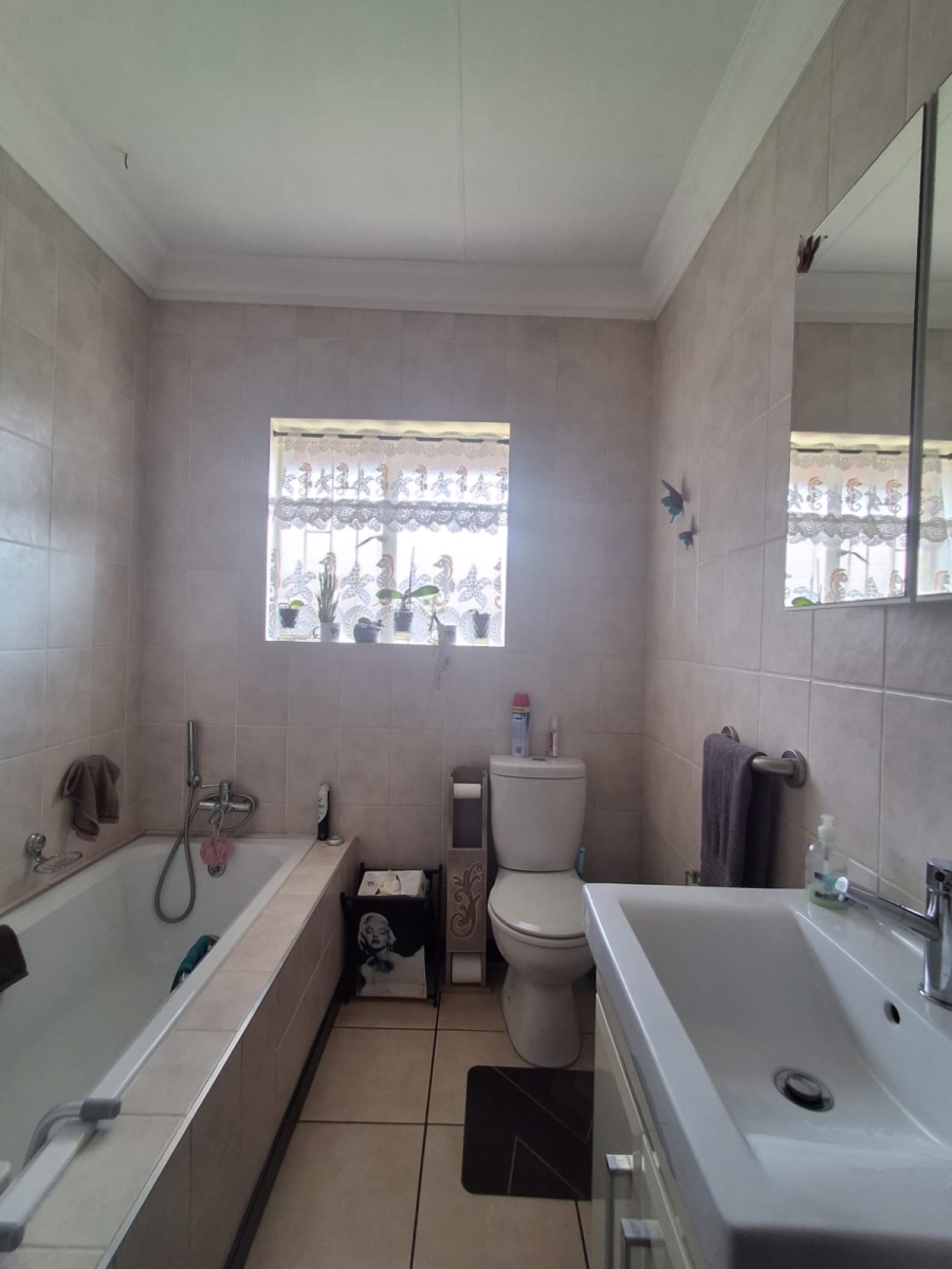 2 Bedroom Property for Sale in Riversdale Gauteng