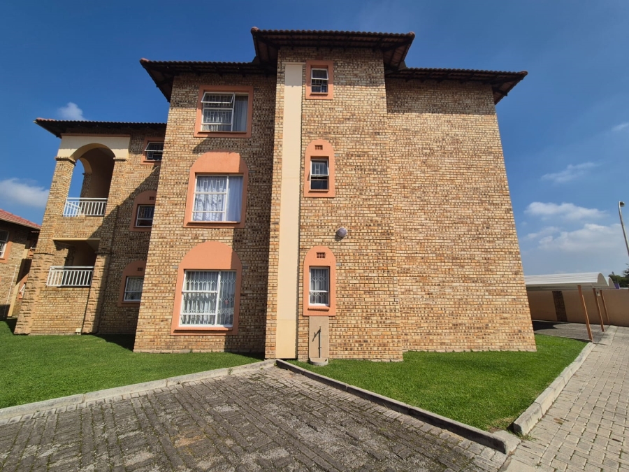 2 Bedroom Property for Sale in Vanderbijlpark SE 2 Gauteng