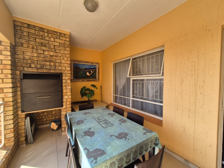 2 Bedroom Property for Sale in Vanderbijlpark SE 2 Gauteng