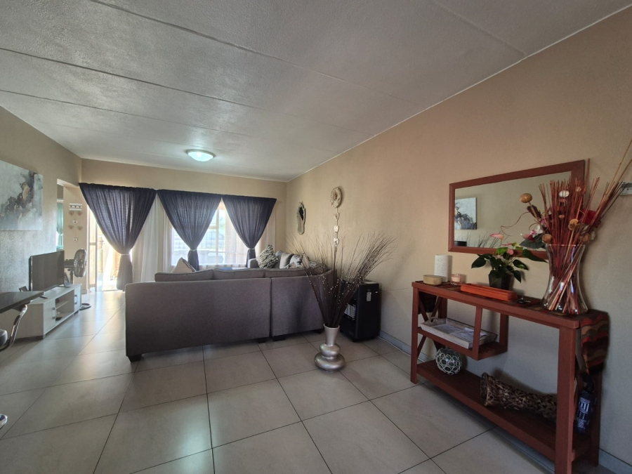 2 Bedroom Property for Sale in Vanderbijlpark SE 2 Gauteng