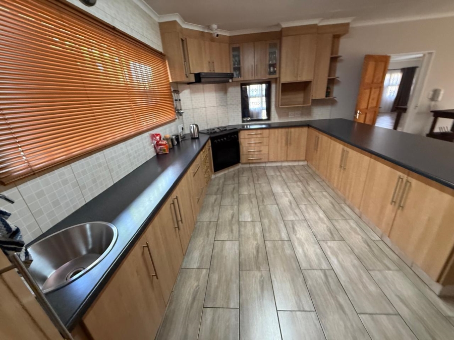 3 Bedroom Property for Sale in Vanderbijlpark SE 8 Gauteng