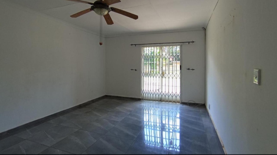 4 Bedroom Property for Sale in Dorandia Gauteng