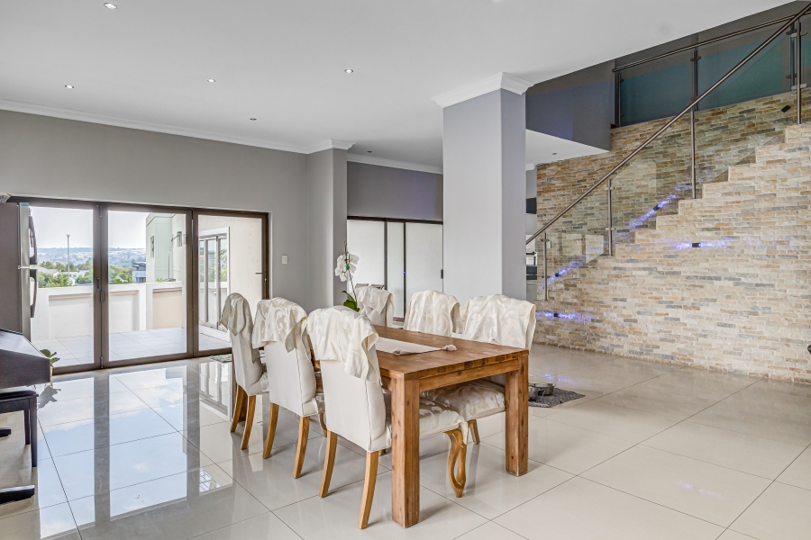 5 Bedroom Property for Sale in Broadacres Gauteng