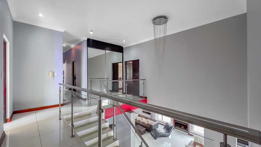 5 Bedroom Property for Sale in Broadacres Gauteng