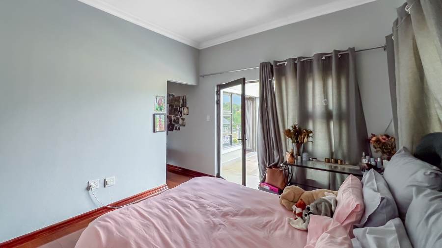 5 Bedroom Property for Sale in Broadacres Gauteng