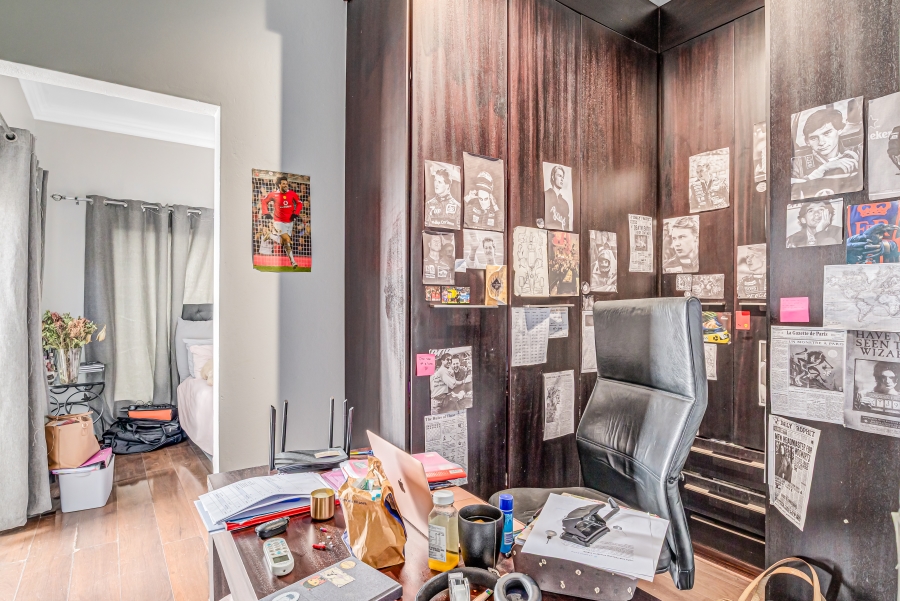 5 Bedroom Property for Sale in Broadacres Gauteng