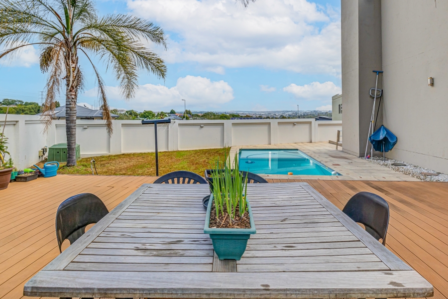 5 Bedroom Property for Sale in Broadacres Gauteng