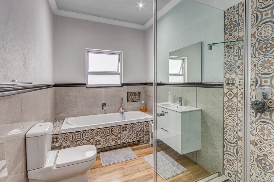 4 Bedroom Property for Sale in Fourways Gauteng