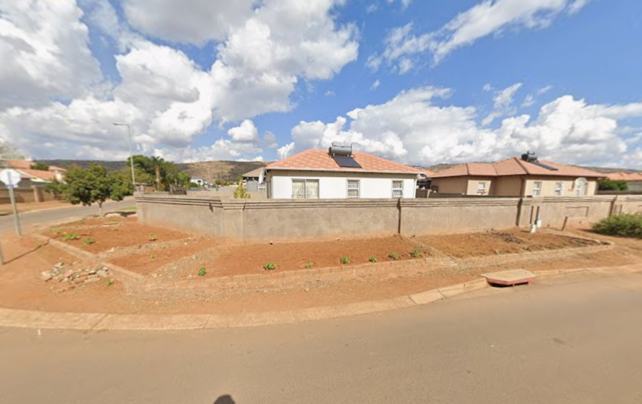 1 Bedroom Property for Sale in Kirkney Gauteng
