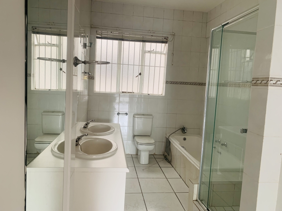 To Let 1 Bedroom Property for Rent in Killarney Gauteng