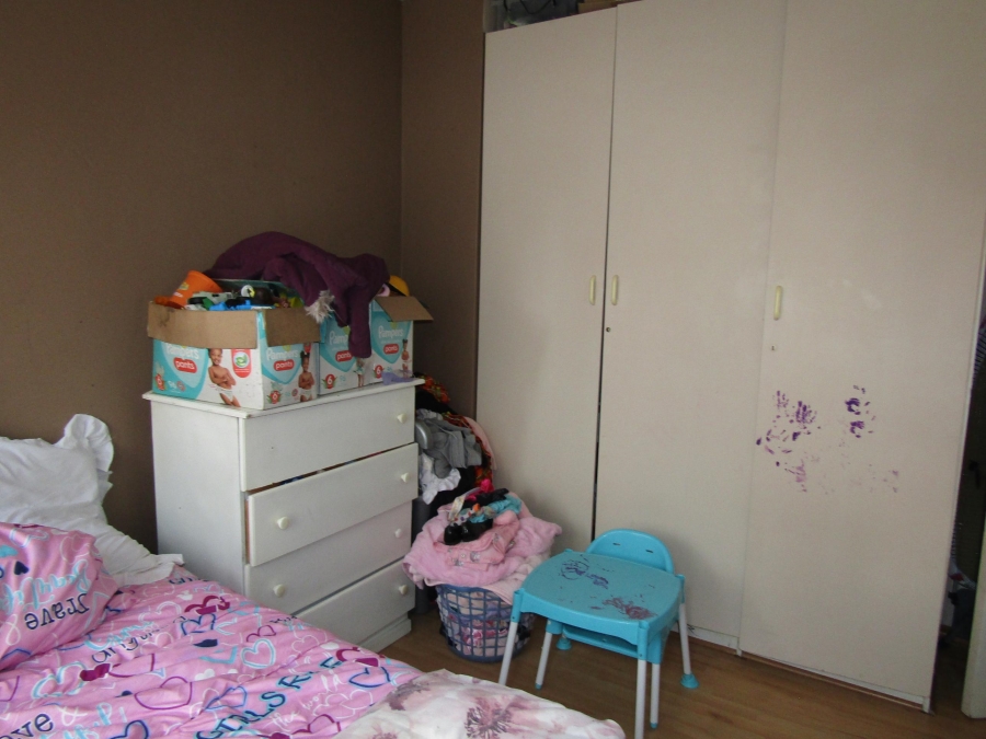 2 Bedroom Property for Sale in Mondeor Gauteng