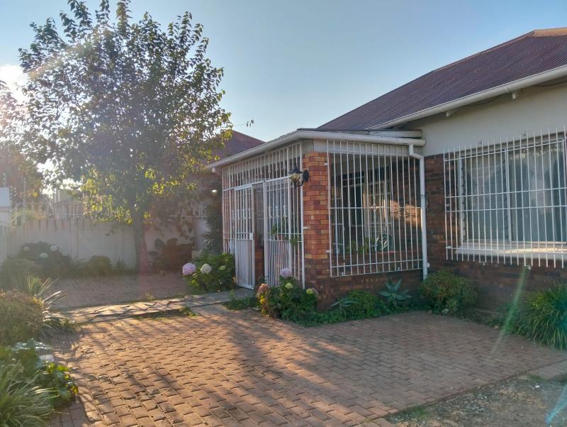 3 Bedroom Property for Sale in Kenilworth Gauteng