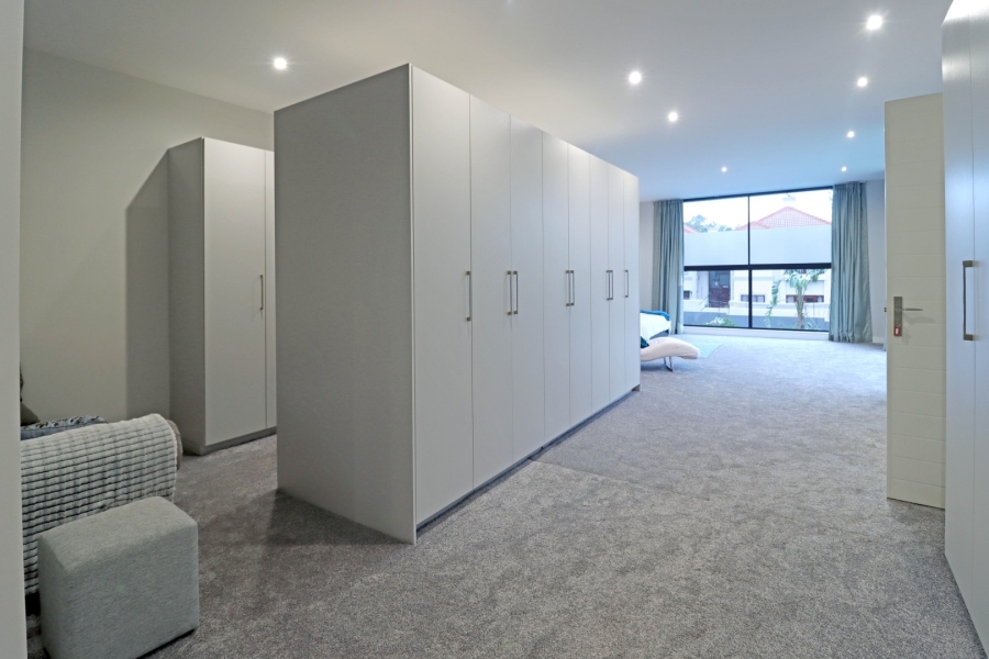 4 Bedroom Property for Sale in Bryanston Gauteng