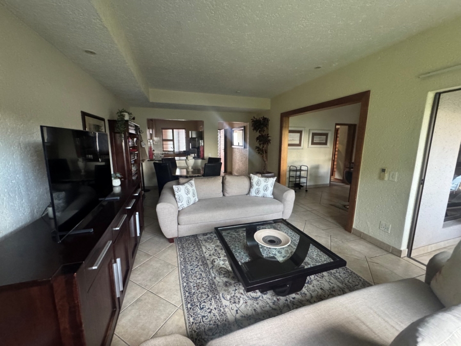 To Let 2 Bedroom Property for Rent in Benmore Gardens Gauteng