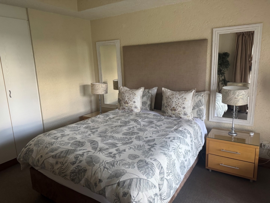 To Let 2 Bedroom Property for Rent in Benmore Gardens Gauteng