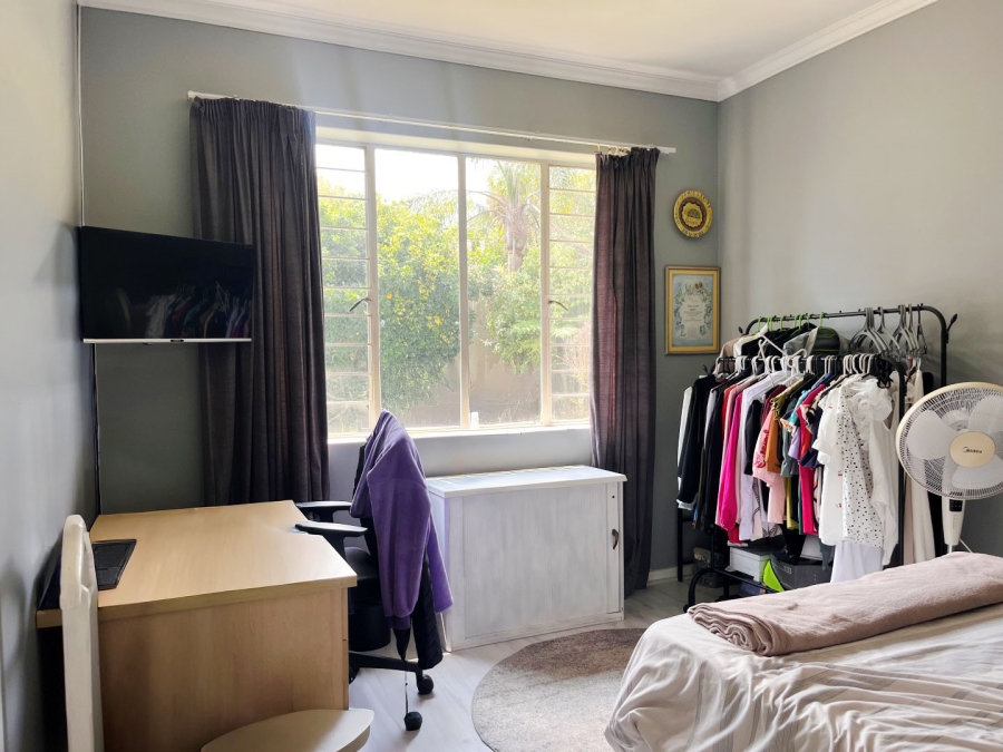 4 Bedroom Property for Sale in Sydenham Gauteng