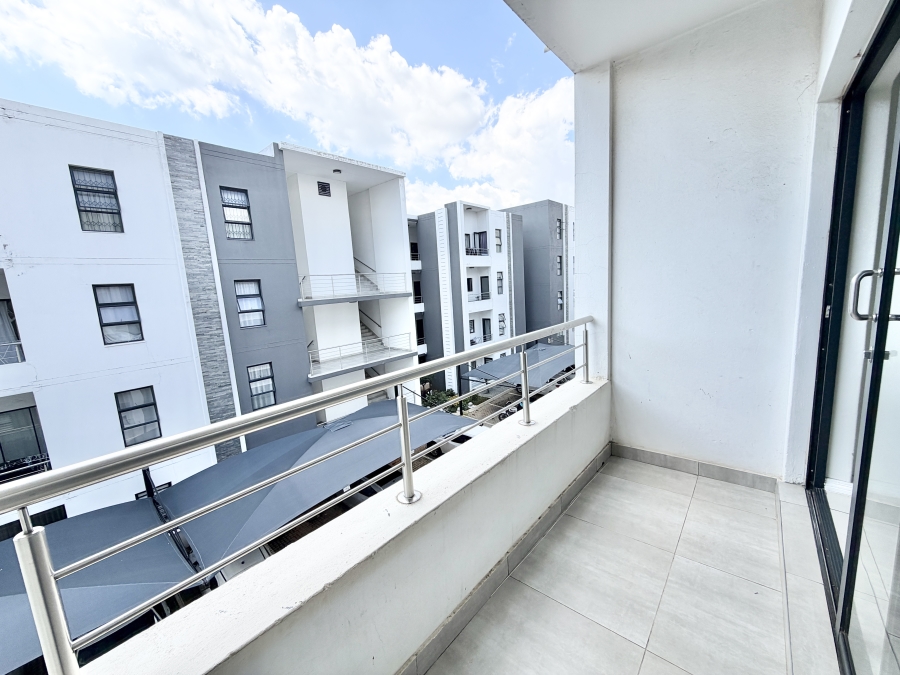 2 Bedroom Property for Sale in Erand Gardens Gauteng