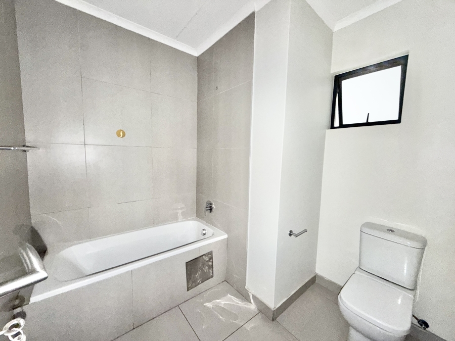 2 Bedroom Property for Sale in Erand Gardens Gauteng