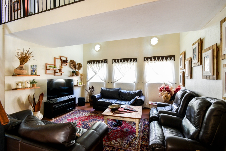 4 Bedroom Property for Sale in Moreleta Park Gauteng