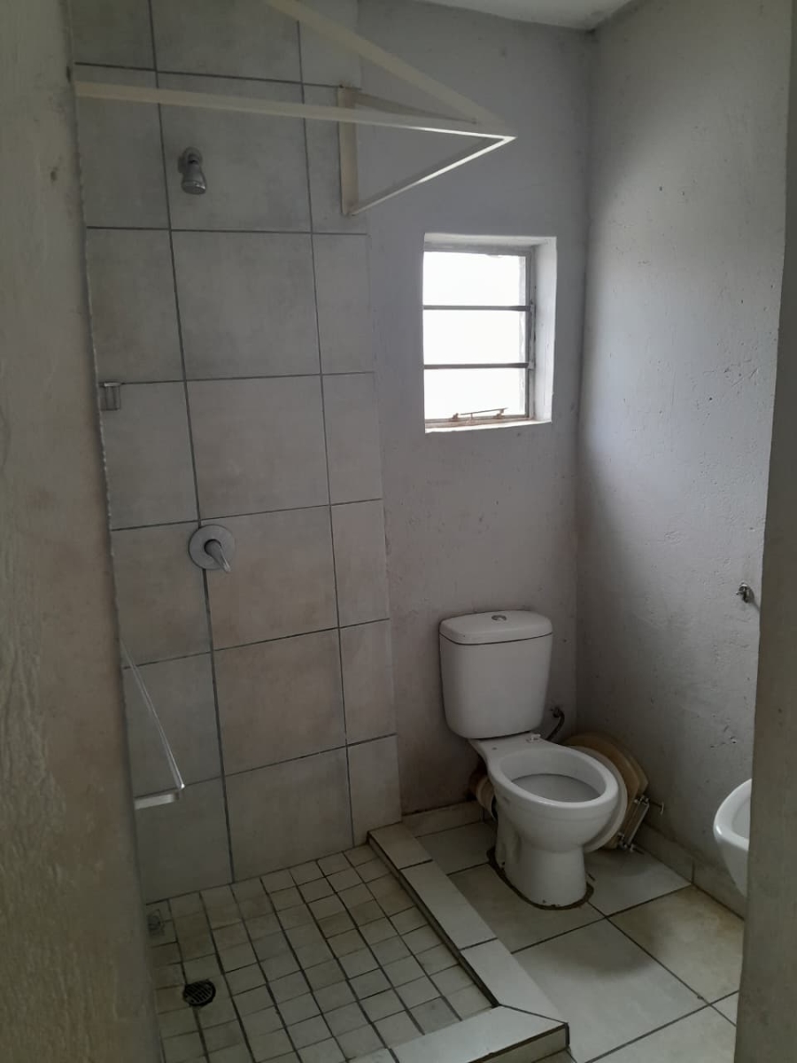 16 Bedroom Property for Sale in Cosmo City Gauteng