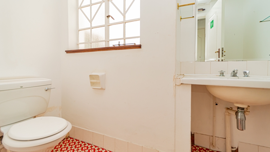 6 Bedroom Property for Sale in Saxonwold Gauteng