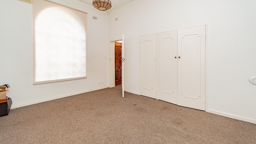 6 Bedroom Property for Sale in Saxonwold Gauteng