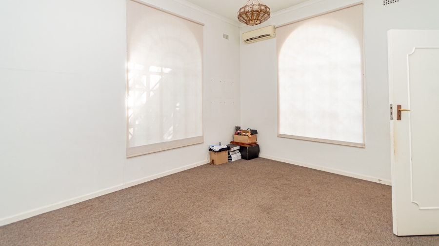 6 Bedroom Property for Sale in Saxonwold Gauteng