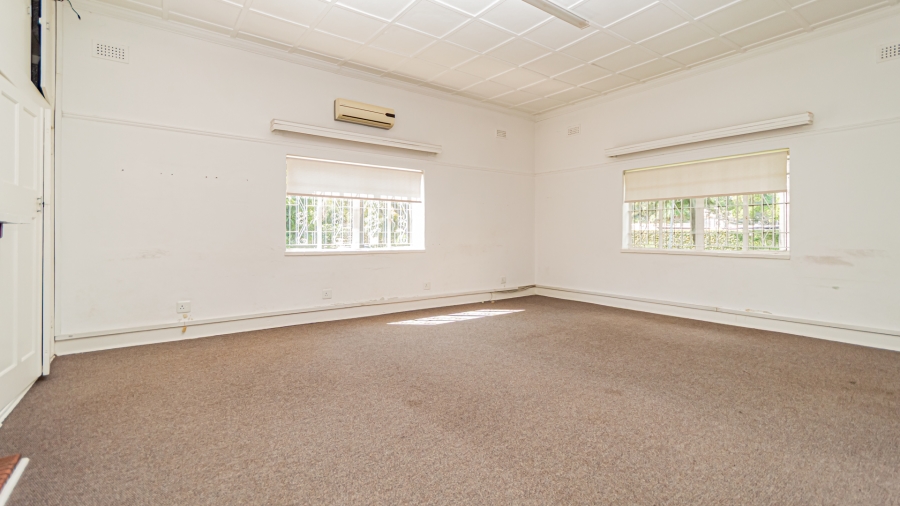 6 Bedroom Property for Sale in Saxonwold Gauteng