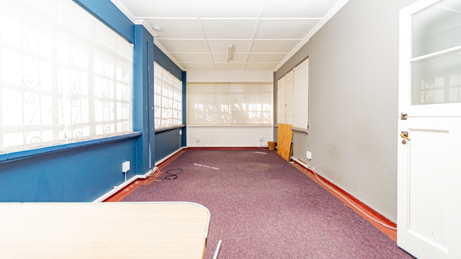 6 Bedroom Property for Sale in Saxonwold Gauteng