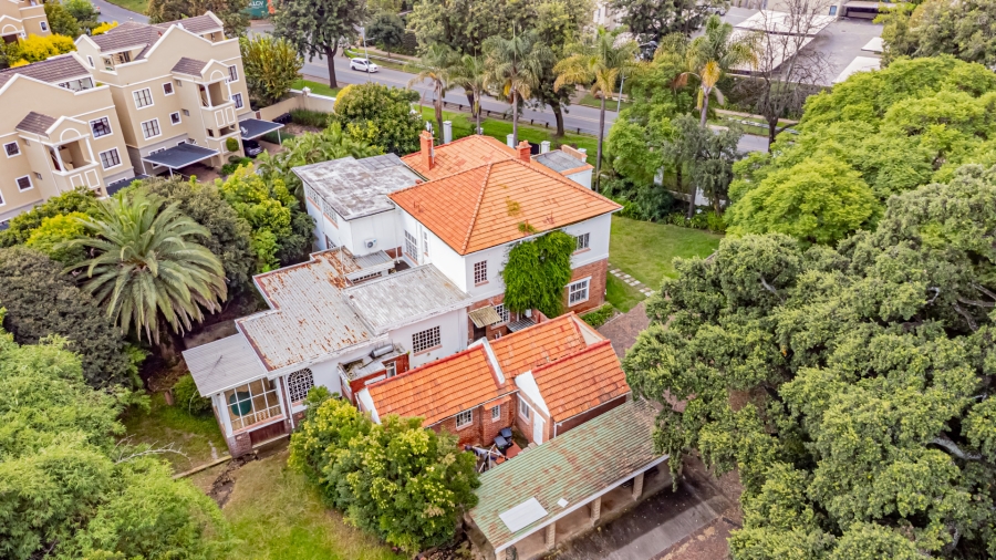 6 Bedroom Property for Sale in Saxonwold Gauteng