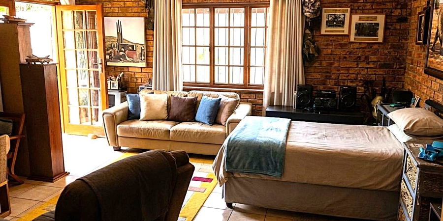 8 Bedroom Property for Sale in Van Riebeeck Park Gauteng