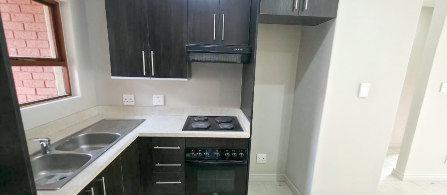 To Let 2 Bedroom Property for Rent in Pretorius Park Gauteng