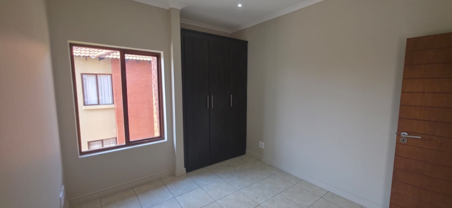 To Let 2 Bedroom Property for Rent in Pretorius Park Gauteng