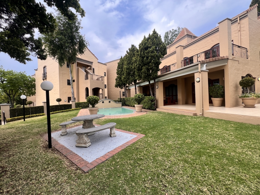 1 Bedroom Property for Sale in Lonehill Gauteng